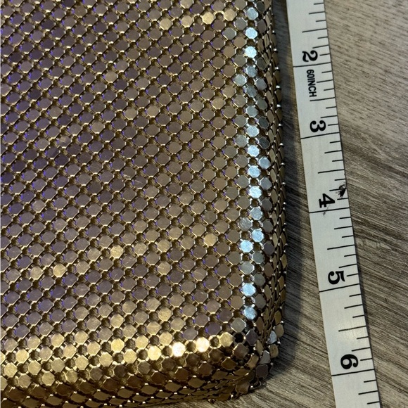 Vintage Whiting & Davis Gold Tone Metal Mesh Large Zippered Clutch / Handbag - Picture 14 of 16